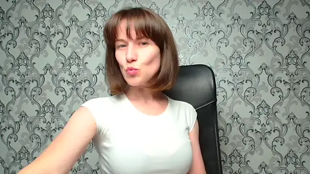 Kelly Kisss online show from September 2025 11:10:01 AM
