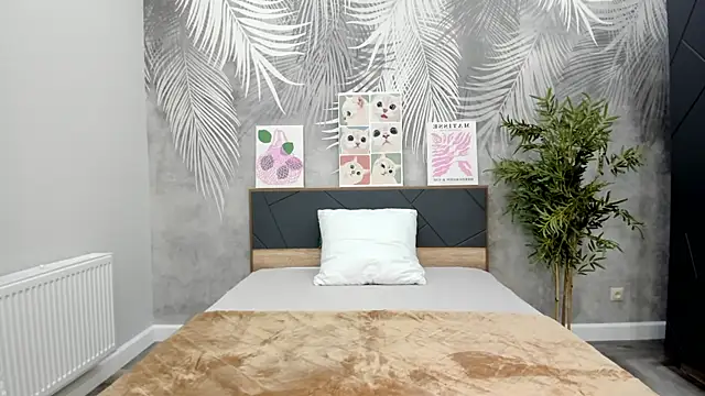 Snapshot of roxxxy_10 chatting on December 2025 03:01:01 AM roxxxy 10 online show from December 2025 03:01:01 AM