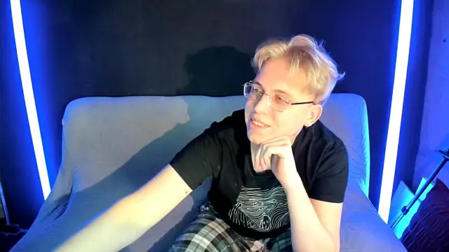 SammySccott online show from April 2026 10:10:01 AM