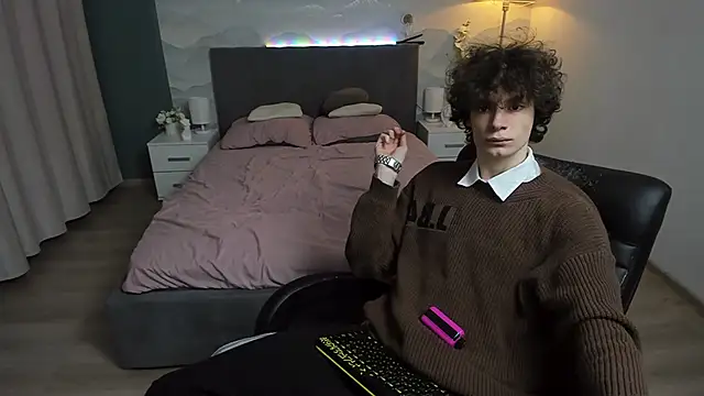 Edvard Blare online show from September 2025 05:35:01 PM