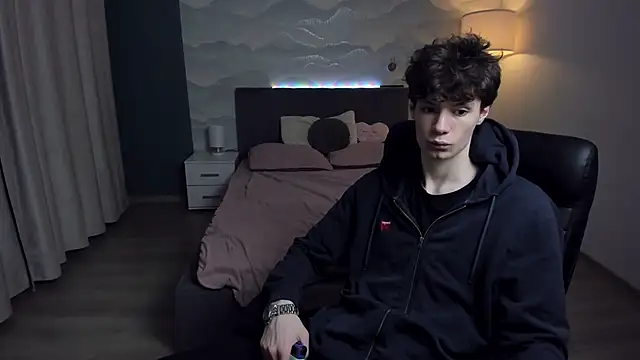 Edvard Blare online show from November 2025 01:43:01 PM