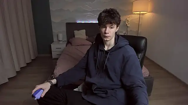 Edvard Blare online show from November 2025 12:38:02 PM