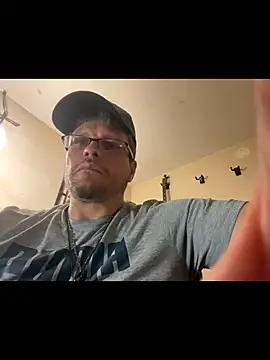 Snapshot of 69ReVeaL@xh chatting on November 2025 02:11:01 AM 69ReVeaLxh online show from November 2025 02:11:01 AM