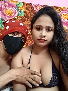 Seducing couple online show from March 2026 05:00:02 AM