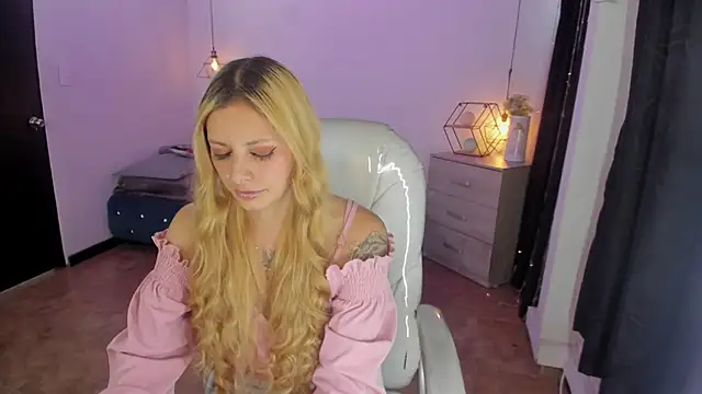 Jennaa Cooper online show from September 2025 08:03:01 PM