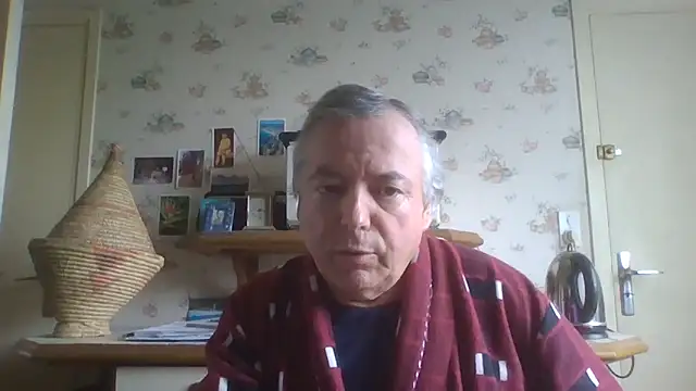 Snapshot of gegevincent chatting on April 2026 09:37:02 AM gegevincent online show from April 2026 09:37:02 AM