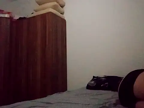 Snapshot of milf44milf chatting on September 2025 01:06:01 AM milf44milf online show from September 2025 01:06:01 AM