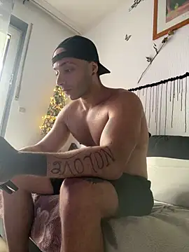 1Richrichard1 online show from May 2026 08:00:01 AM