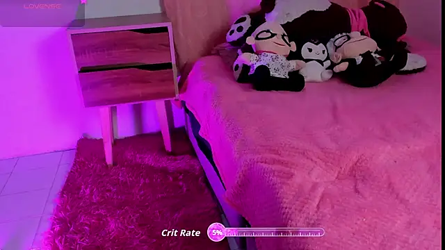 Alanaloiiss  online show from October 2025 02:56:01 AM