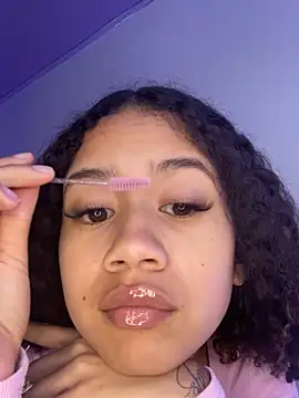 jadee8 online show from September 2025 08:11:02 PM