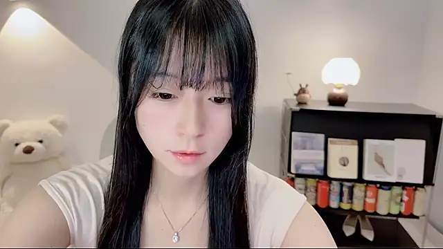 Onechestnut online show from June 2026 12:44:02 PM