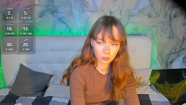 LolaMeddisson online show from November 2025 06:52:02 PM