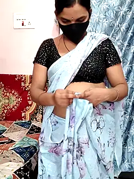 Snapshot of Lalitha-1995 chatting on June 2026 04:41:02 AM Lalitha-1995 online show from June 2026 04:41:02 AM