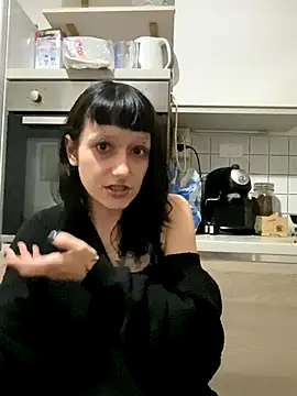 severingratty online show from September 2025 07:39:01 PM