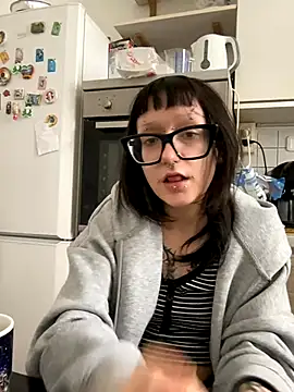 severingratty online show from September 2025 09:58:01 AM