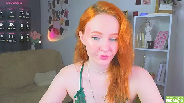 Snapshot of JoyceJones chatting on October 2025 07:36:01 PM JoyceJones online show from October 2025 07:36:01 PM