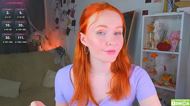 Snapshot of JoyceJones chatting on November 2025 08:11:02 PM JoyceJones online show from November 2025 08:11:02 PM