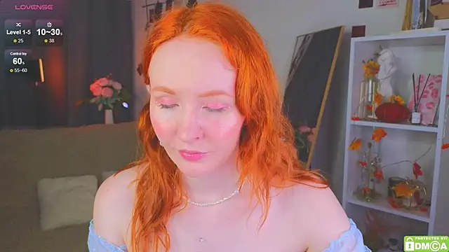 Snapshot of JoyceJones chatting on November 2025 08:10:01 PM JoyceJones online show from November 2025 08:10:01 PM