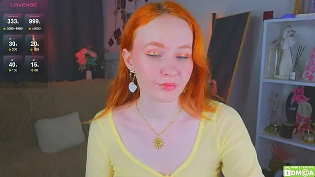 Snapshot of JoyceJones chatting on November 2025 09:06:01 PM JoyceJones online show from November 2025 09:06:01 PM