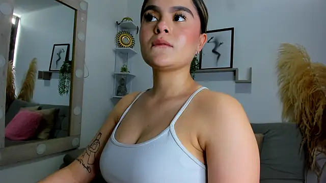 Snapshot of Samanta_Monroe chatting on September 2025 06:08:02 PM Samanta Monroe online show from September 2025 06:08:02 PM