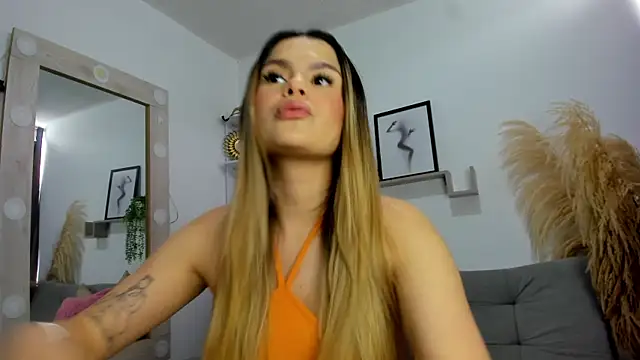 Snapshot of Samanta_Monroe chatting on September 2025 05:12:02 PM Samanta Monroe online show from September 2025 05:12:02 PM