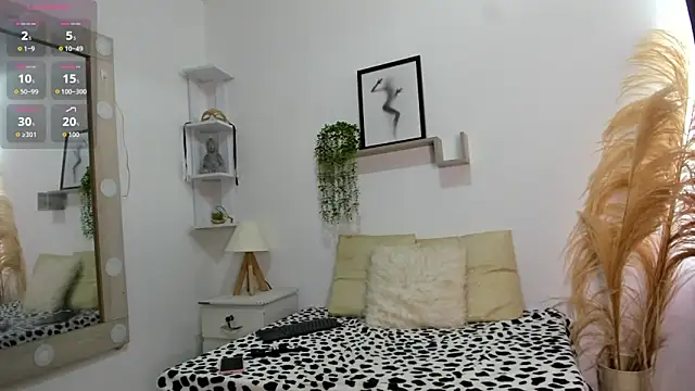 Snapshot of Samanta_Monroe chatting on October 2025 06:07:02 PM Samanta Monroe online show from October 2025 06:07:02 PM