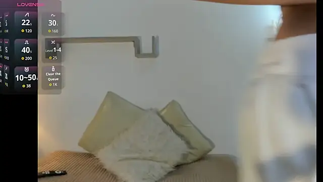 Snapshot of Samanta_Monroe chatting on November 2025 12:18:01 PM Samanta Monroe online show from November 2025 12:18:01 PM