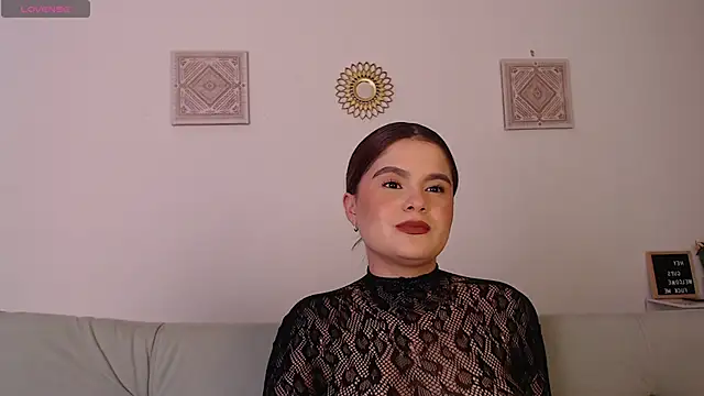 Snapshot of Samanta_Monroe chatting on November 2025 06:10:01 PM Samanta Monroe online show from November 2025 06:10:01 PM