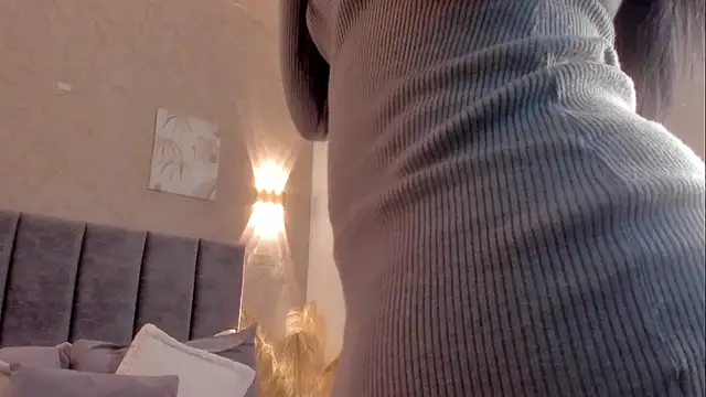 Lunaa bellaa online show from February 2026 07:28:01 PM