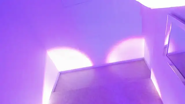 Lunaa bellaa online show from April 2026 09:59:02 PM