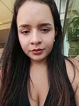 Snapshot of Lambedora_69 chatting on June 2026 06:28:01 PM Lambedora 69 online show from June 2026 06:28:01 PM