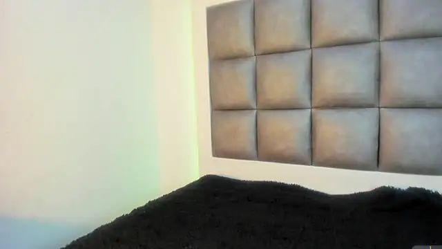 Snapshot of Mia_lopez__ chatting on September 2025 01:27:01 PM Mia lopez online show from September 2025 01:27:01 PM