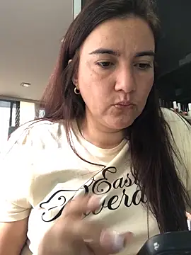 Snapshot of sweetdulcexxx chatting on February 2026 04:38:01 PM sweetdulcexxx online show from February 2026 04:38:01 PM