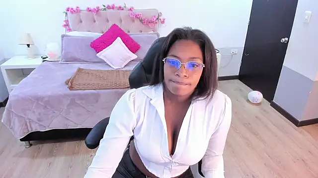 ebony fantasy2 online show from October 2025 12:09:01 PM