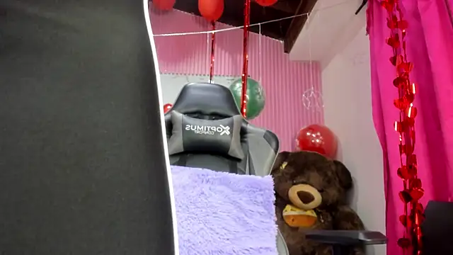 Mindy 19 online show from February 2026 10:58:02 AM