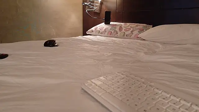 BigDaddy0007 online show from February 2026 11:01:01 PM