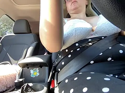 GirlSquirt online show from October 2025 05:11:02 PM