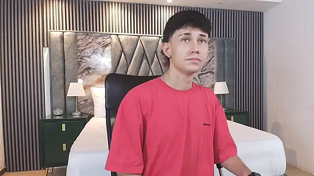 Michael blue online show from February 2026 08:02:01 PM