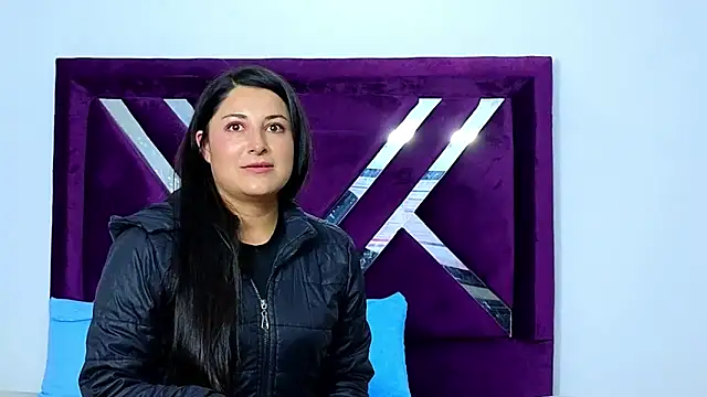 cuteeimy online show from November 2025 06:31:02 PM