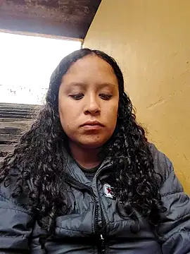 Snapshot of You-sexy-starr chatting on November 2025 03:28:02 PM You-sexy-starr online show from November 2025 03:28:02 PM