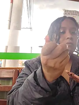 Snapshot of You-sexy-starr chatting on November 2025 06:40:01 PM You-sexy-starr online show from November 2025 06:40:01 PM