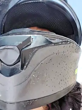 Snapshot of You-sexy-starr chatting on November 2025 04:05:01 PM You-sexy-starr online show from November 2025 04:05:01 PM