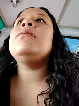 Snapshot of You-sexy-starr chatting on November 2025 03:22:01 PM You-sexy-starr online show from November 2025 03:22:01 PM