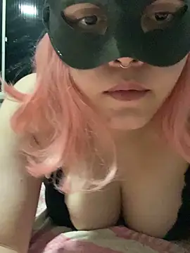 Snapshot of loveloly_ chatting on March 2026 05:07:02 AM loveloly online show from March 2026 05:07:02 AM