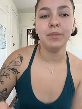 babykalirose online show from April 2026 01:47:01 PM