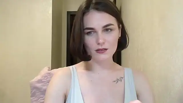Snapshot of Silviaa_a chatting on June 2026 09:10:01 PM Silviaa a online show from June 2026 09:10:01 PM