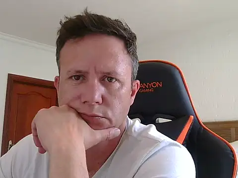 TroyDieselXXX online show from December 2025 09:25:01 AM