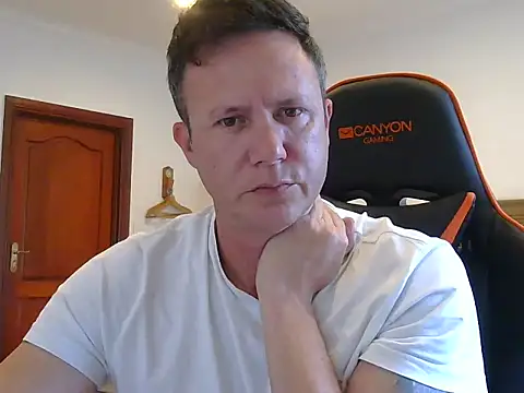 TroyDieselXXX online show from December 2025 04:07:02 AM