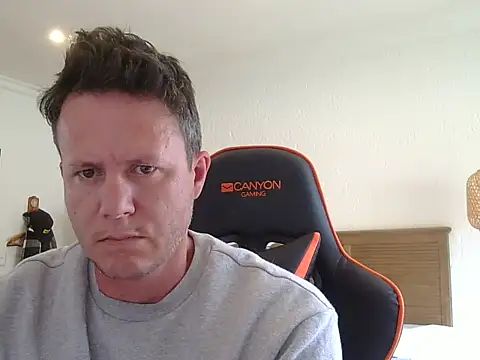 TroyDieselXXX online show from February 2026 08:22:02 AM