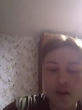 MoonIrene online show from February 2026 12:58:02 PM